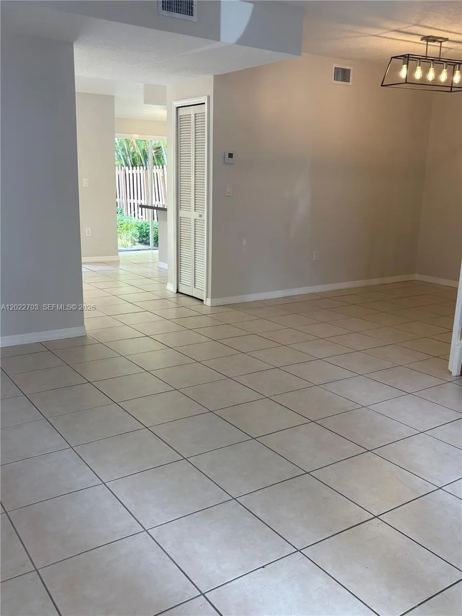 10190 SW 88th St # 507, Miami FL 33176