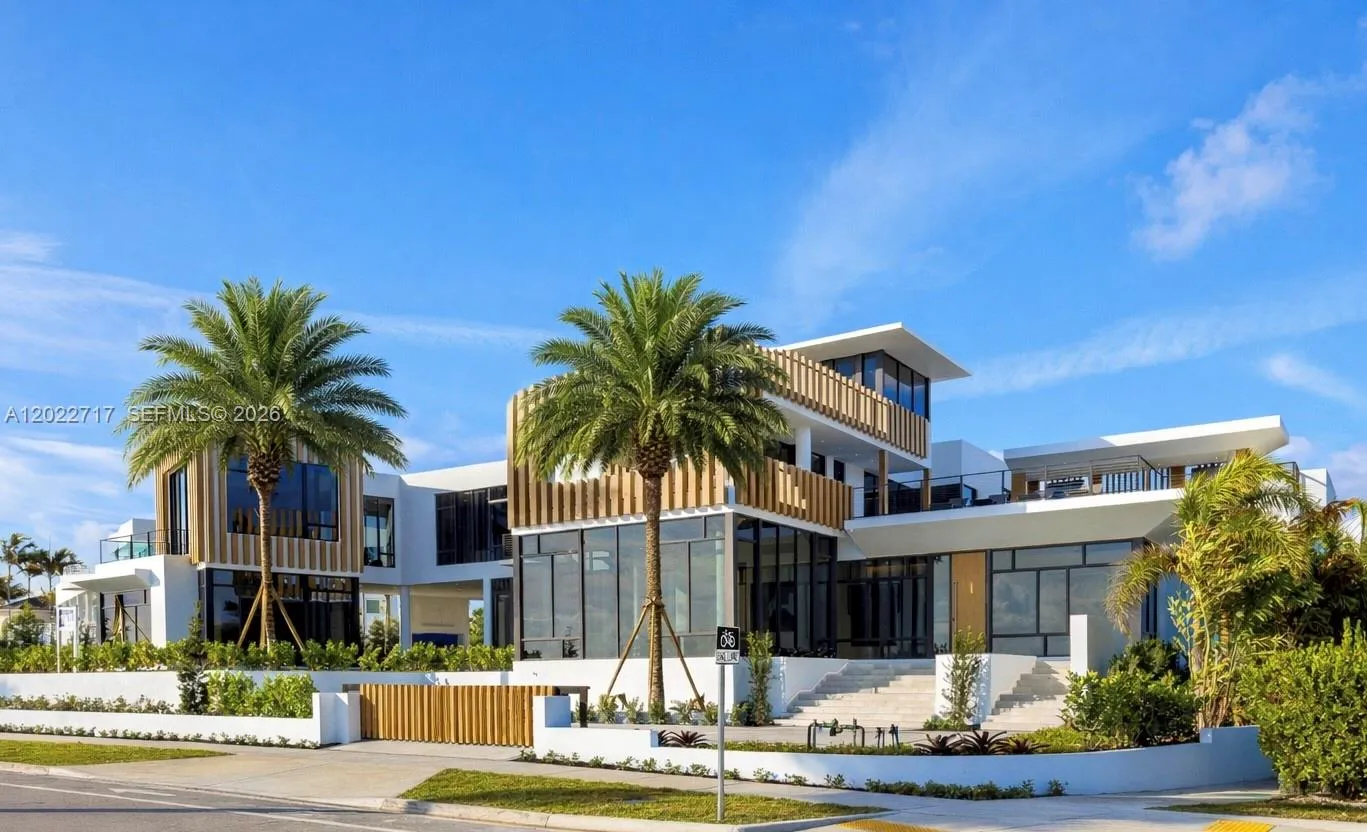 6315 S Flagler Dr, West Palm Beach FL 33405