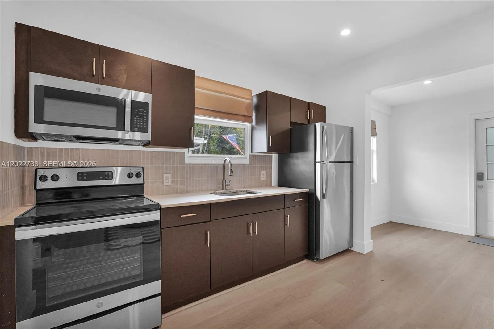 21 NE 48th St # 2, Miami FL 33137
