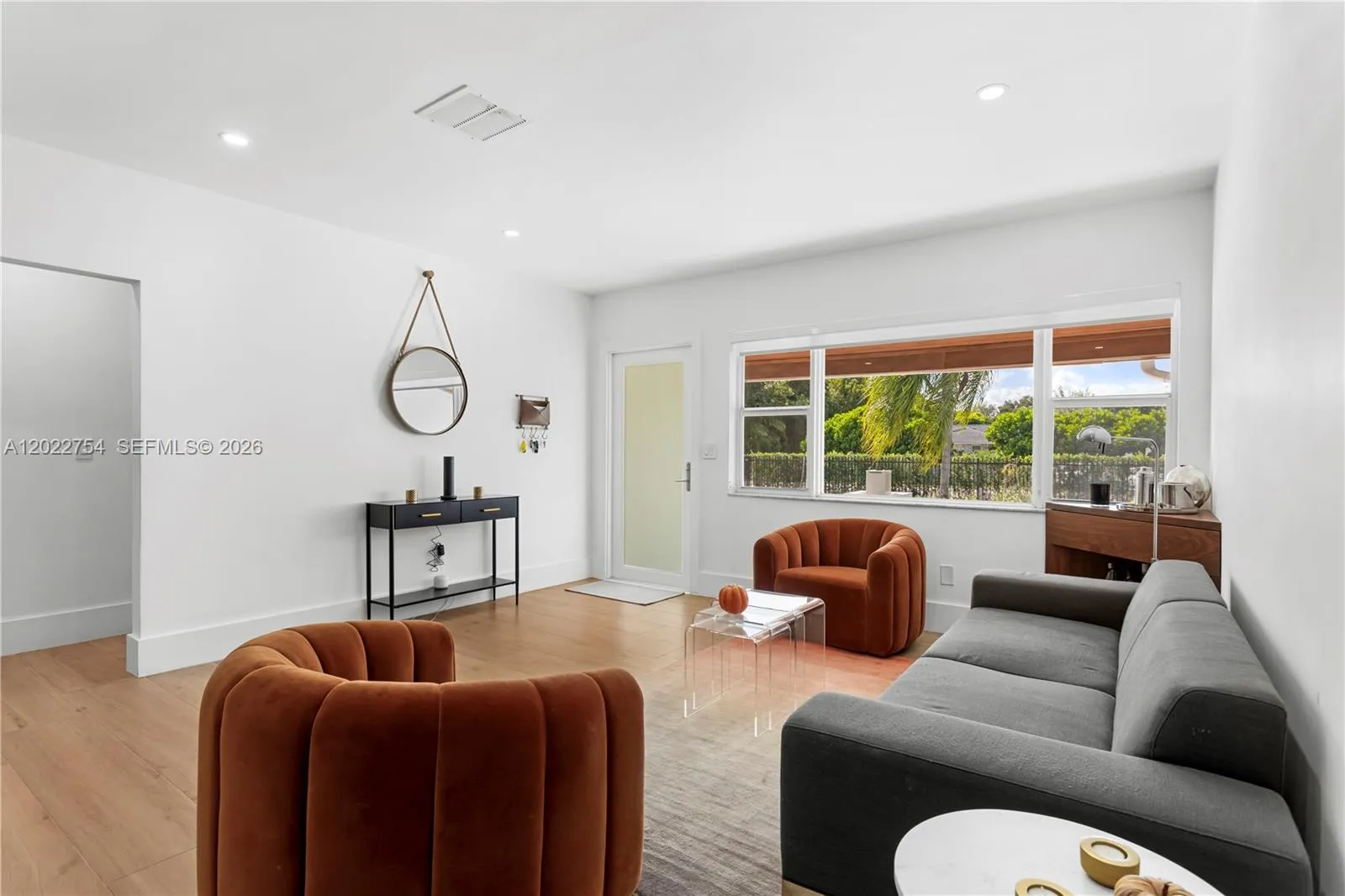 7825 SW 72nd Ave, Miami FL 33143