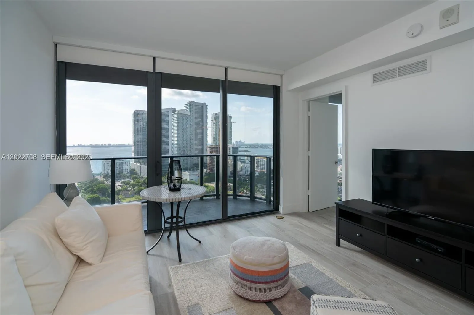 121 NE 34th St # 2505, Miami FL 33137