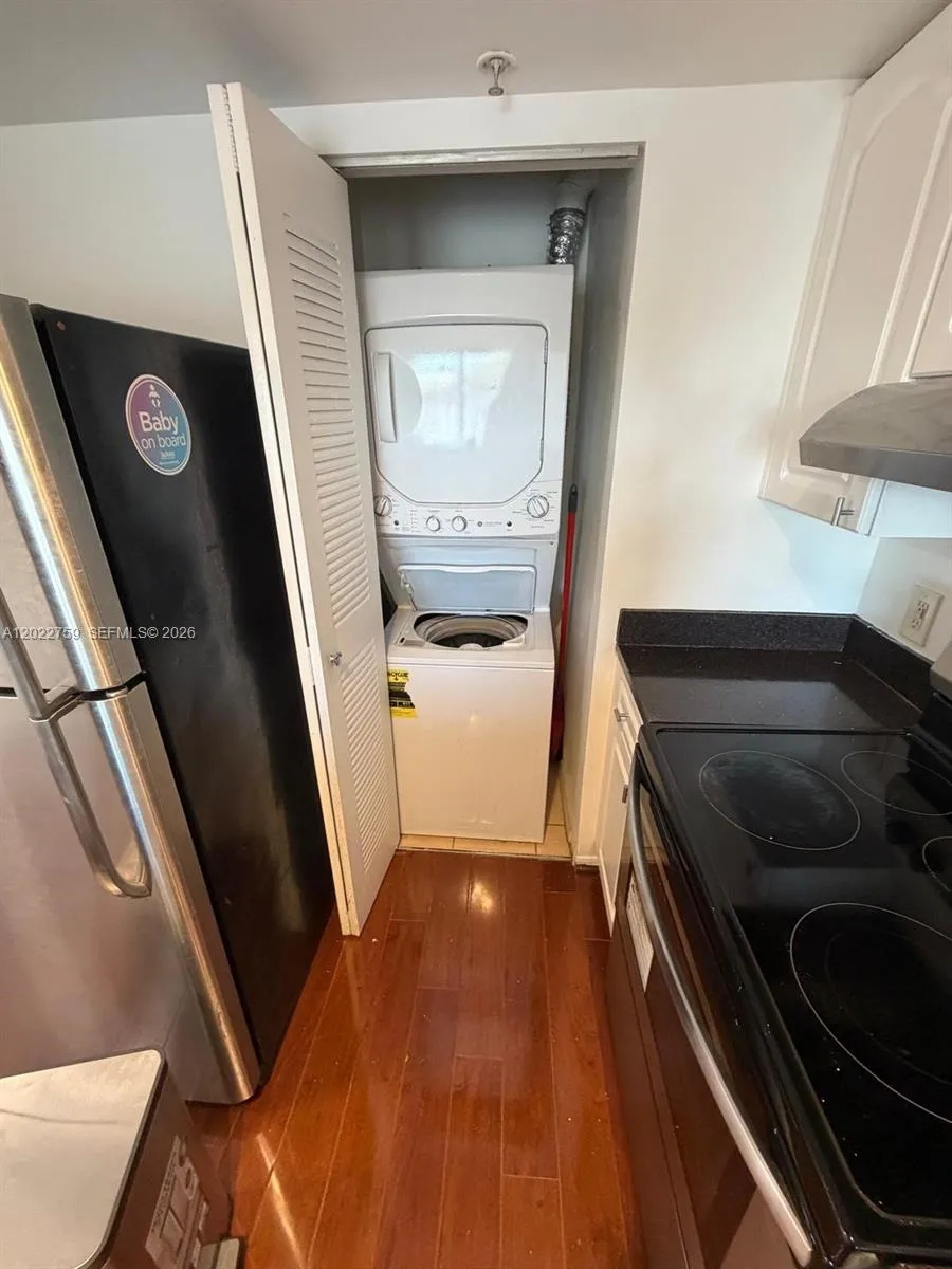 102 SW 6th Ave # 305, Miami FL 33130