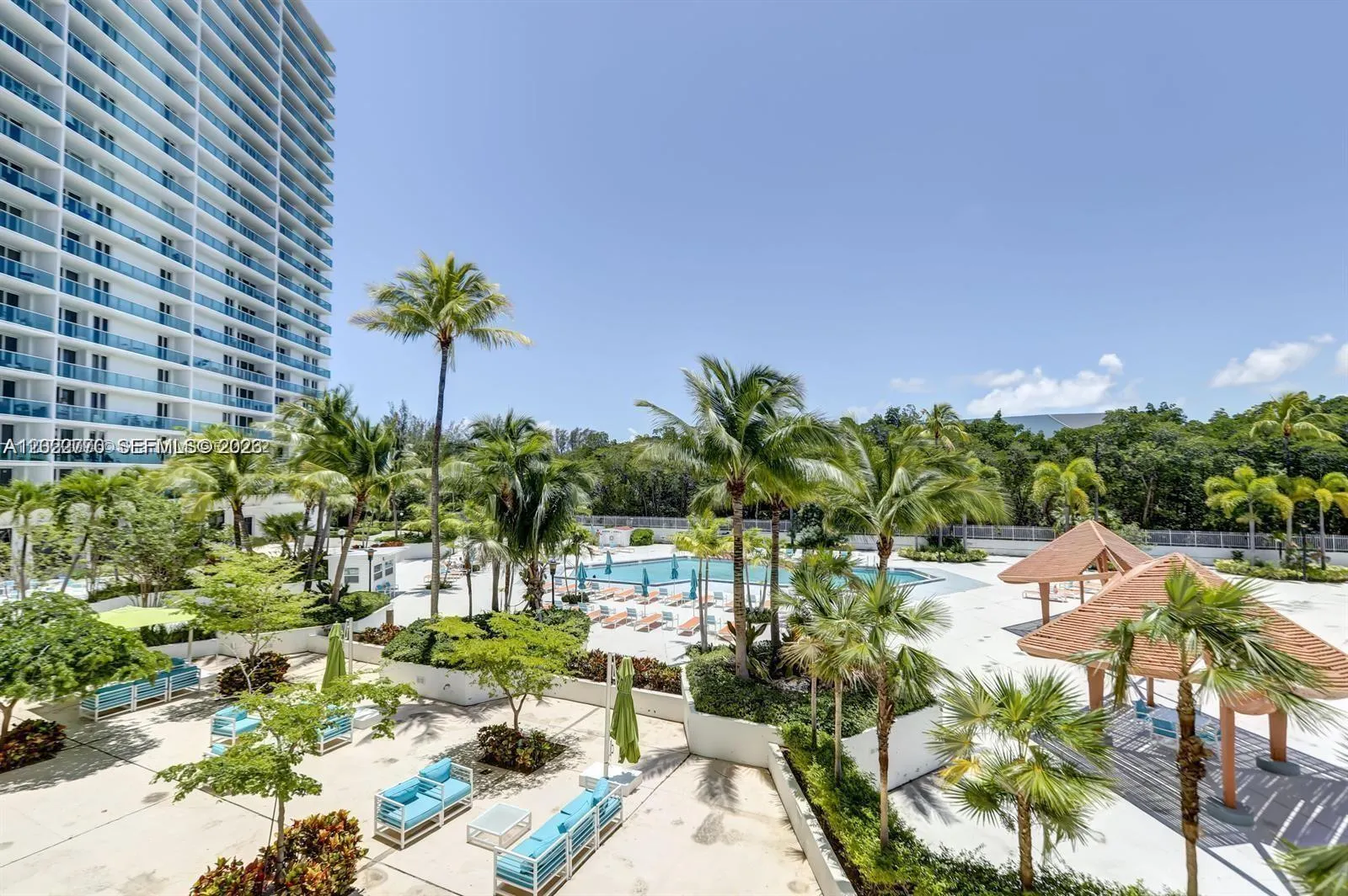 100 Bayview Dr # 208, Sunny Isles Beach FL 33160