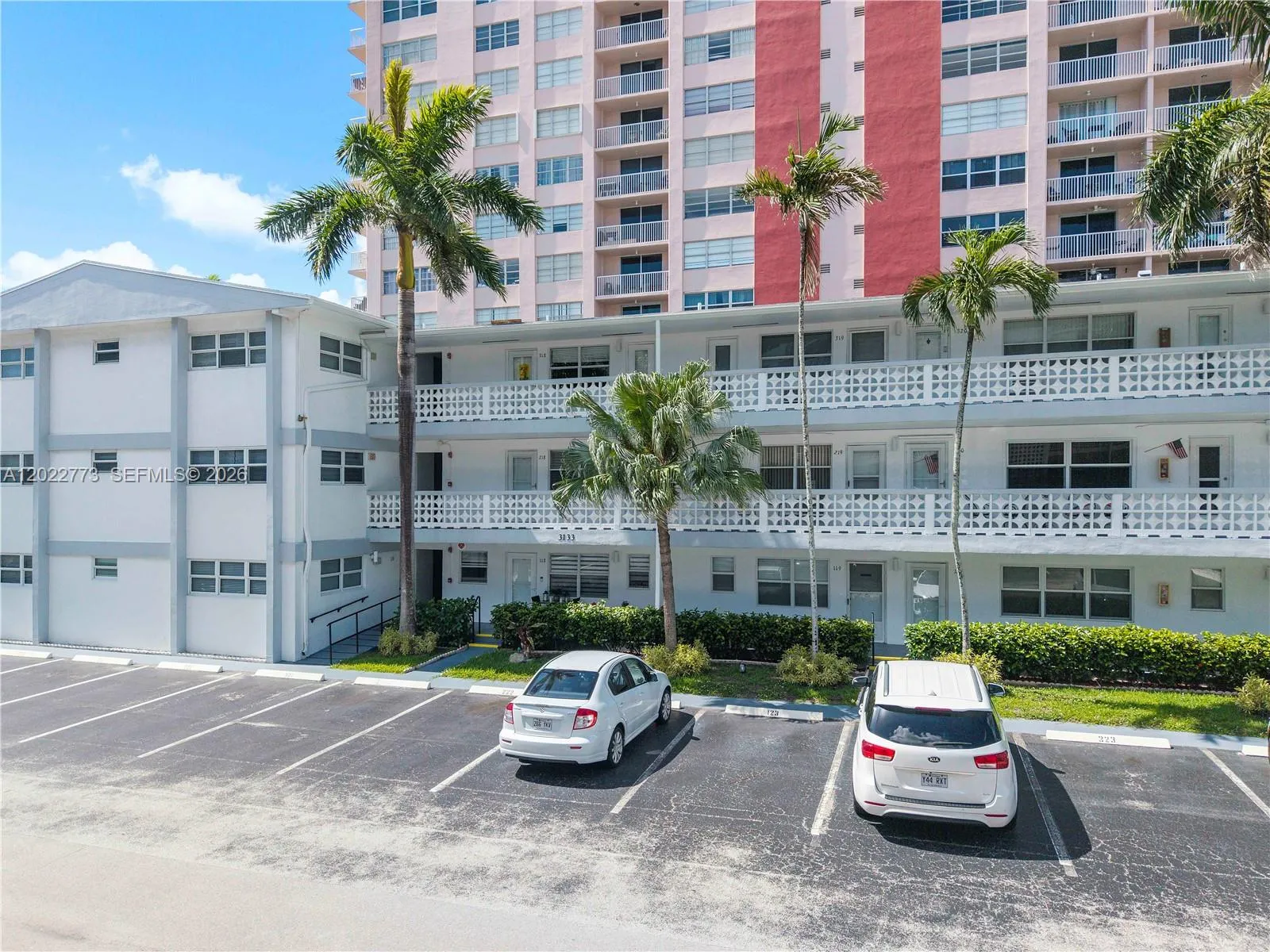 3133 S Ocean Dr # 318, Hallandale Beach FL 33009