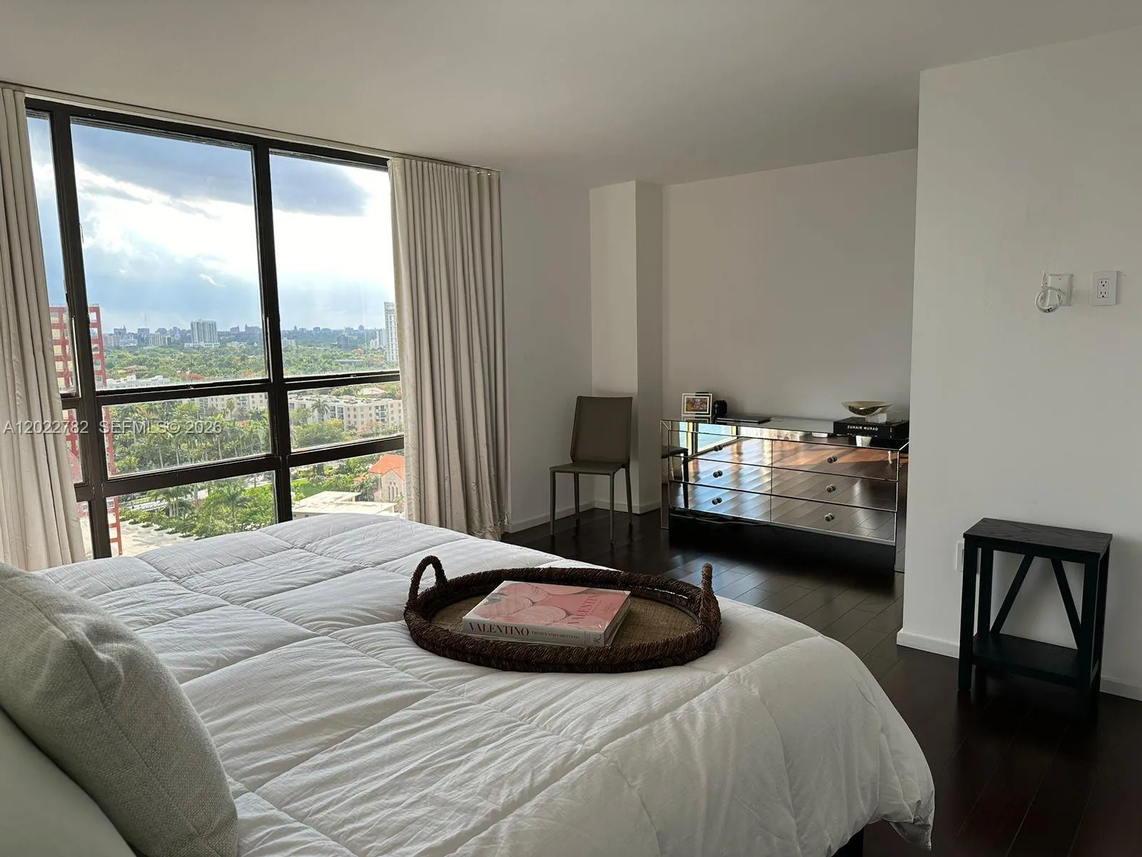 1450 Brickell Bay Dr # 1907, Miami FL 33131