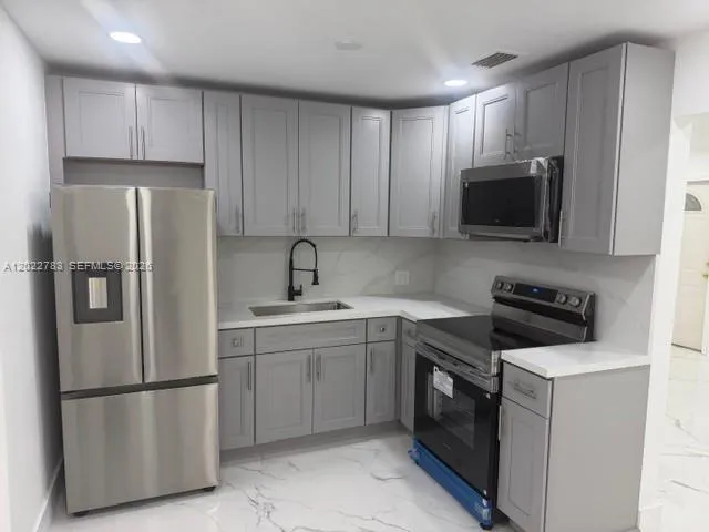 3 bedroom 1 bath for sale at 1001 S 62nd Ave, Hollywood FL 33023