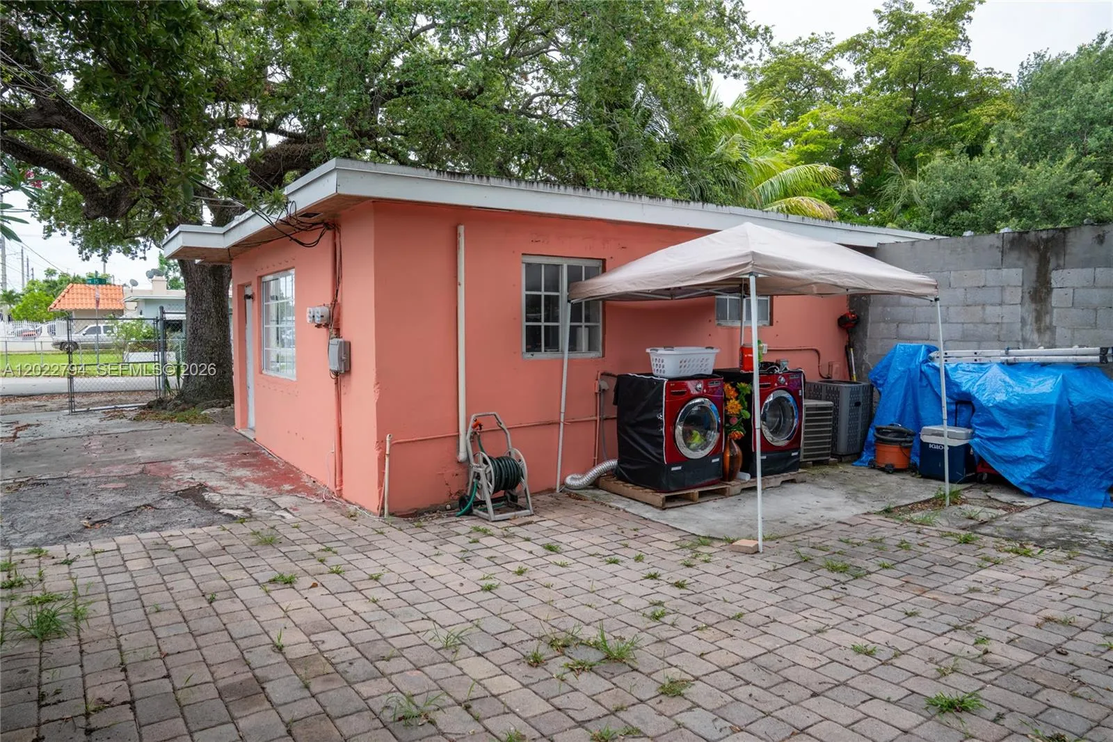 3401 NW 15th St, Miami FL 33125