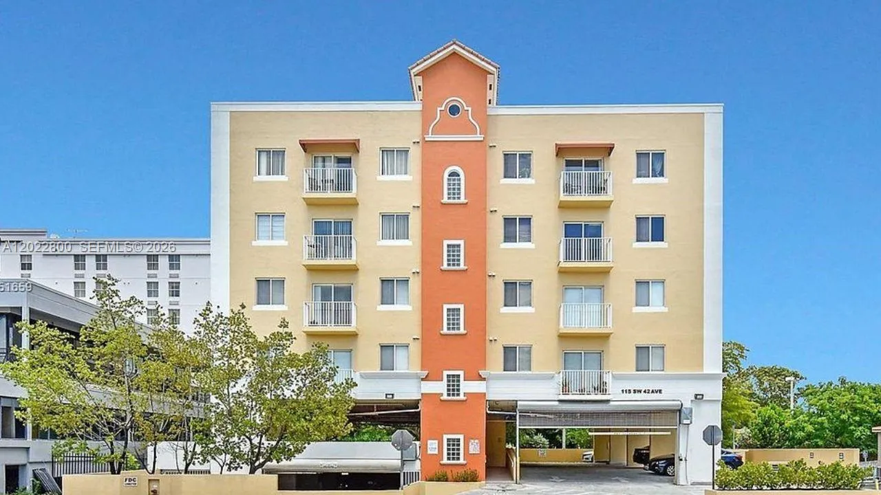 1 bedroom 1 bath for sale at 115 SW 42nd Ave # 402, Miami FL 33134