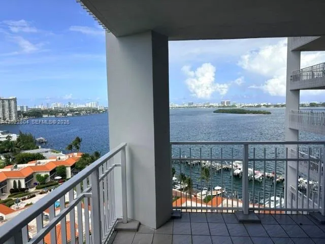 4000 Towerside Ter # 1803, Miami FL 33138