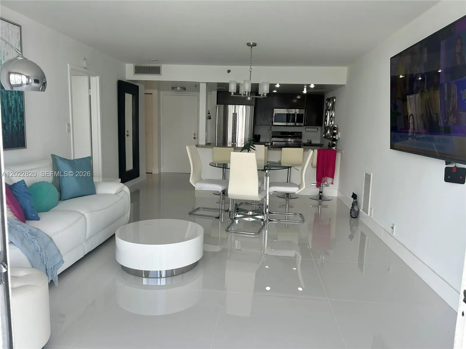 7601 E Treasure Dr # 2012, North Bay Village FL 33141
