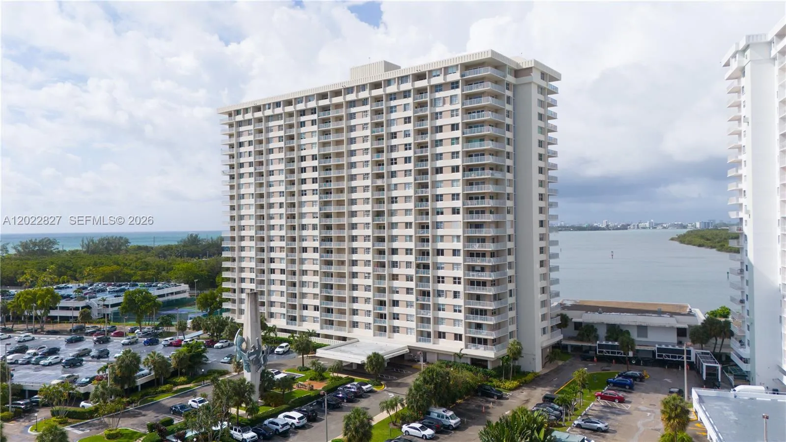 1 bedroom 2 bath for sale at 300 Bayview Dr # 1504, Sunny Isles Beach FL 33160