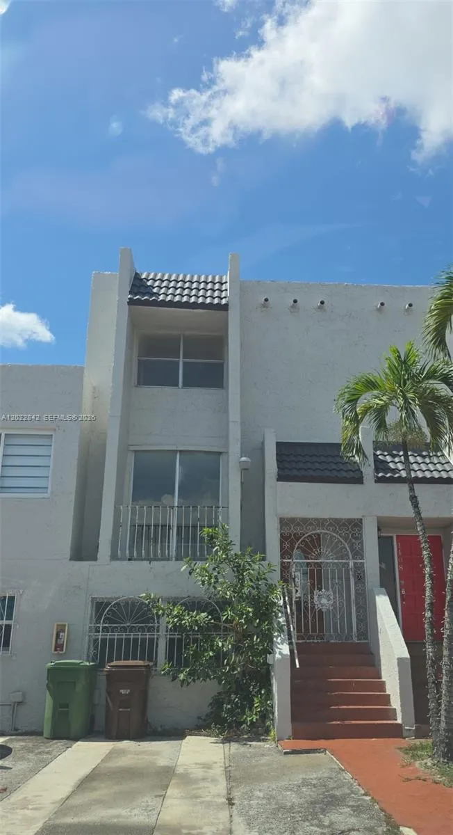 1104 W 44th St # 87, Hialeah FL 33012