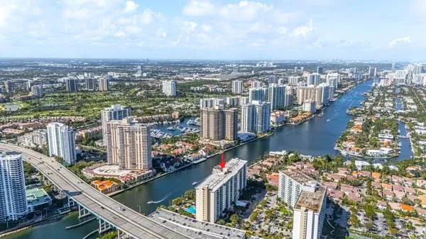 19390 Collins Ave # 817, Sunny Isles Beach FL 33160