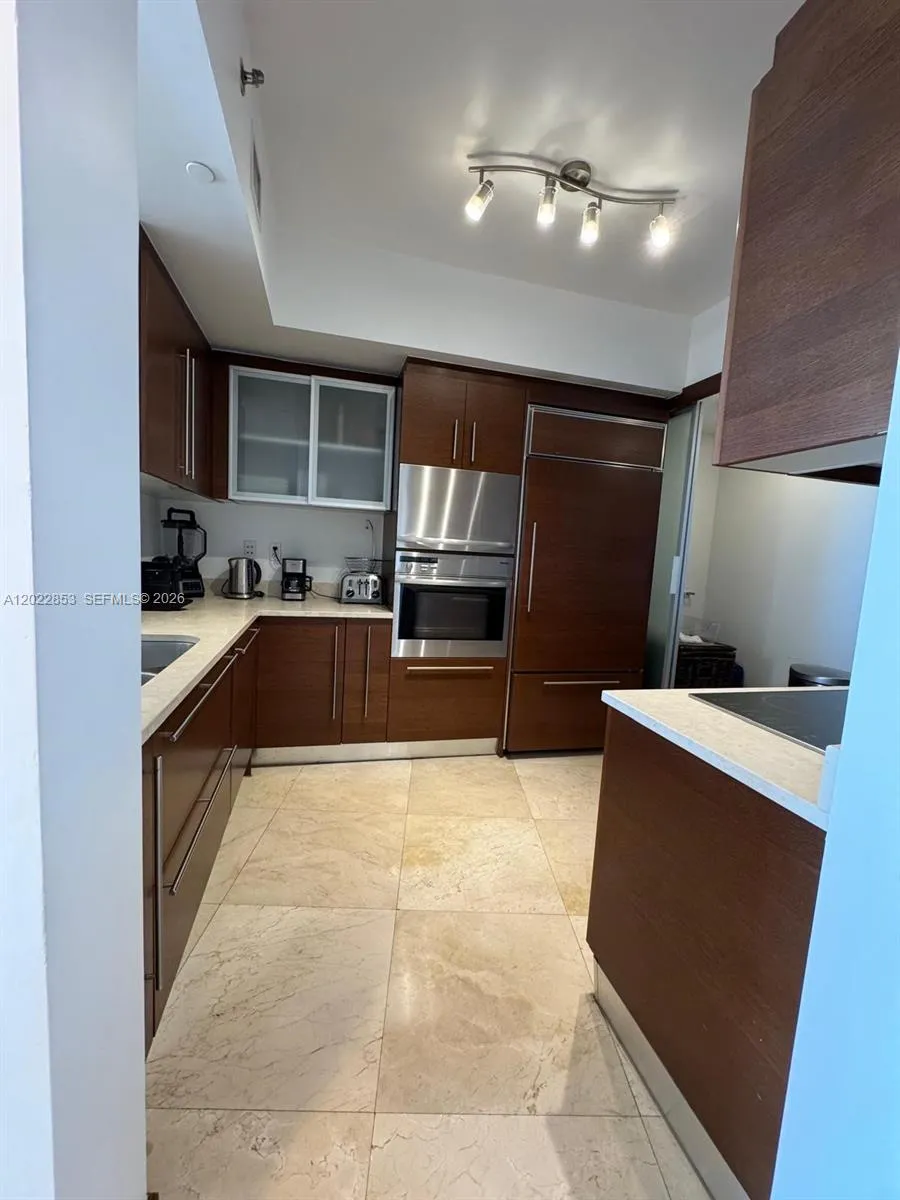 450 Alton Rd # 3505, Miami Beach FL 33139