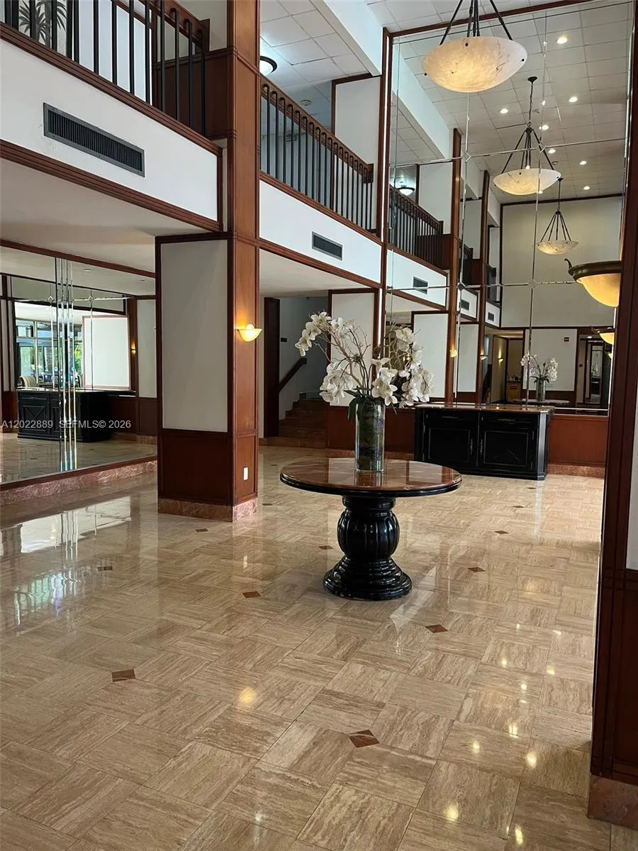 2851 NE 183rd St # 405E, Aventura FL 33160