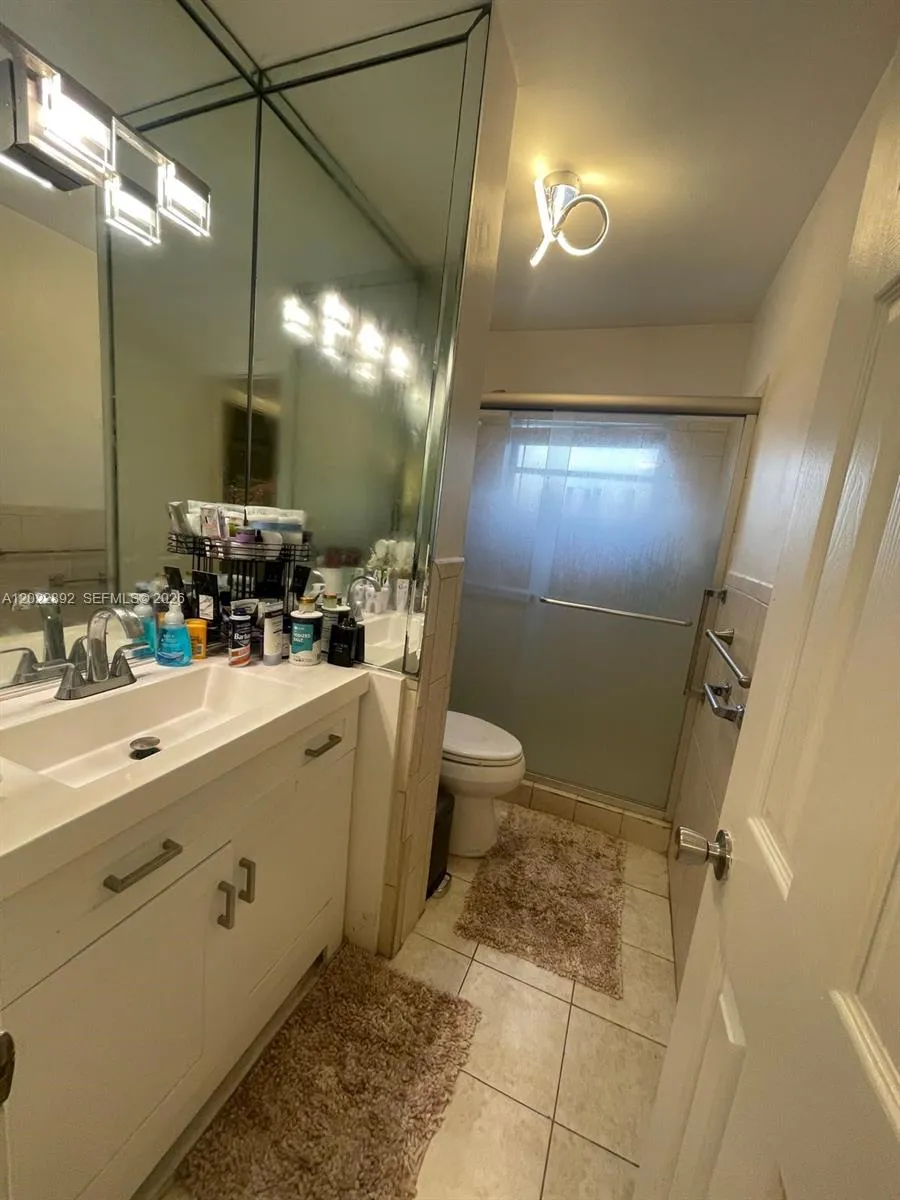 201 NE 14th Ave # 5A, Hallandale Beach FL 33009