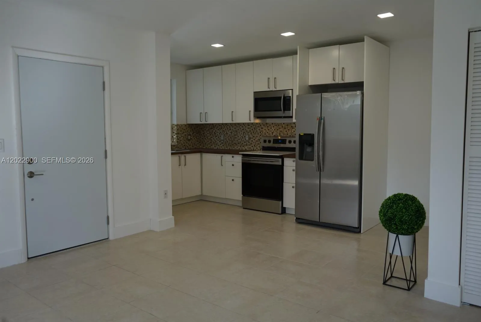 1456 NE 147 St # 0, North Miami Beach FL 33161