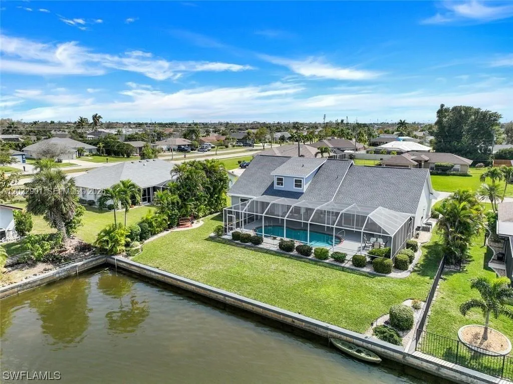 407 SW 37 St, Cape Coral FL 33914