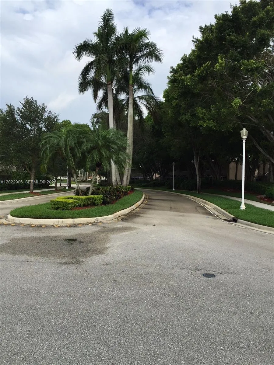 1804 Salerno Cir # 1804, Weston FL 33327