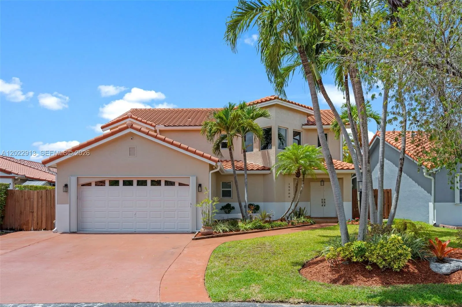 4 bedroom 3 bath for sale at 15596 SW 110th Ter, Miami FL 33196