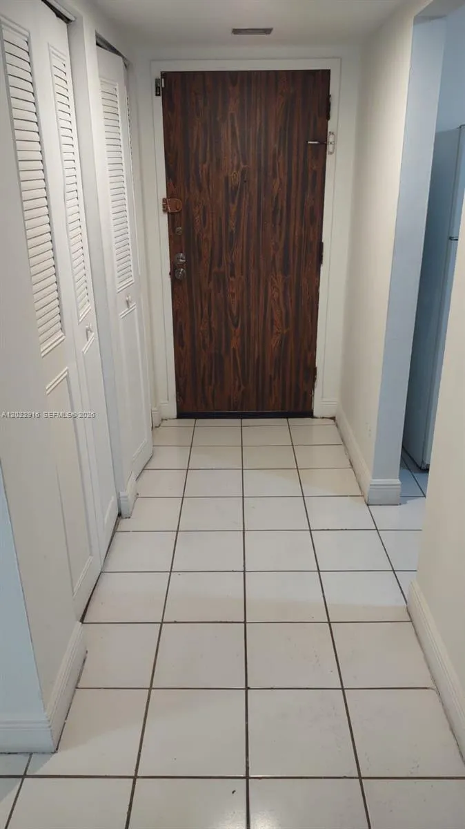 496 NW 165th St Rd # D109, Miami FL 33169
