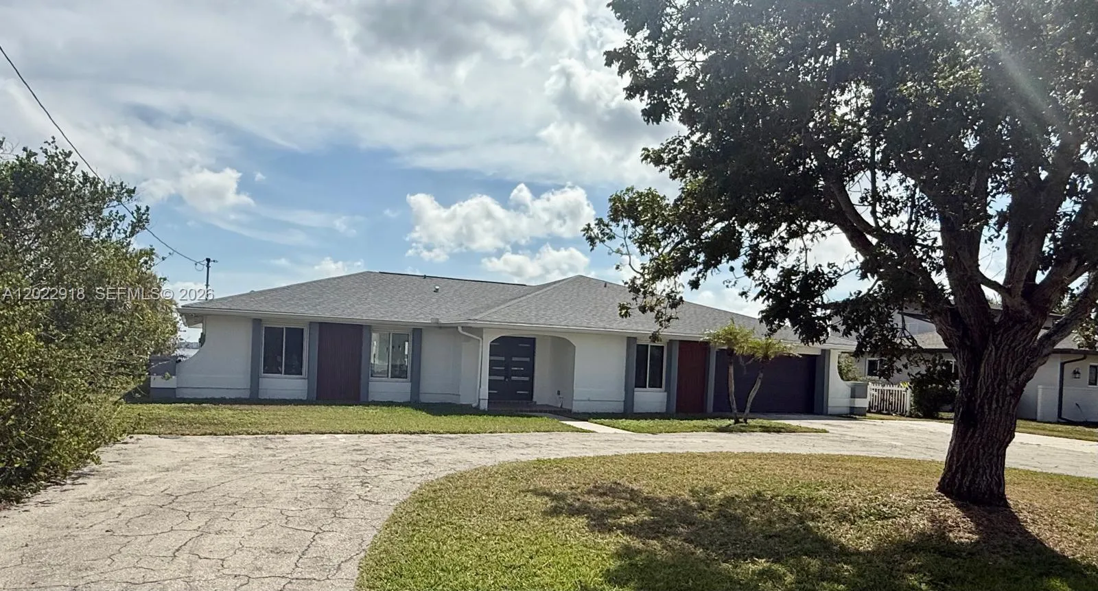 4 bedroom 3 bath for sale at 111 E NORTH SHORE AVE, Other City - In The State Of Florida FL 33917