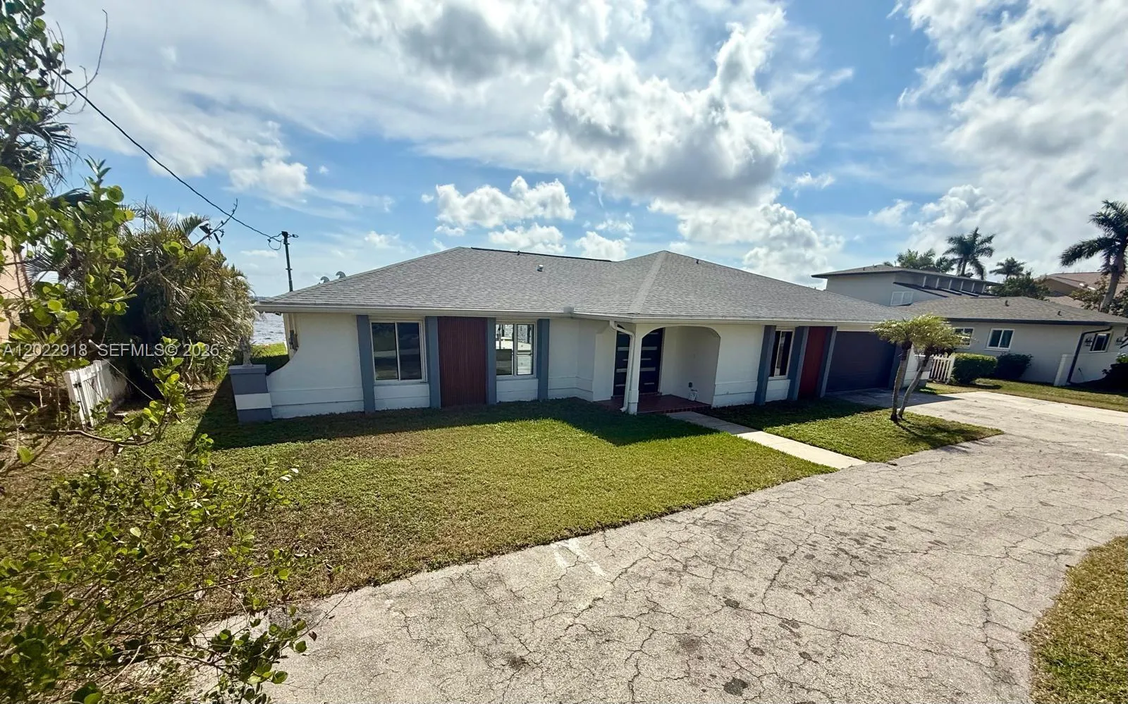 111 E NORTH SHORE AVE, Other City - In The State Of Florida FL 33917