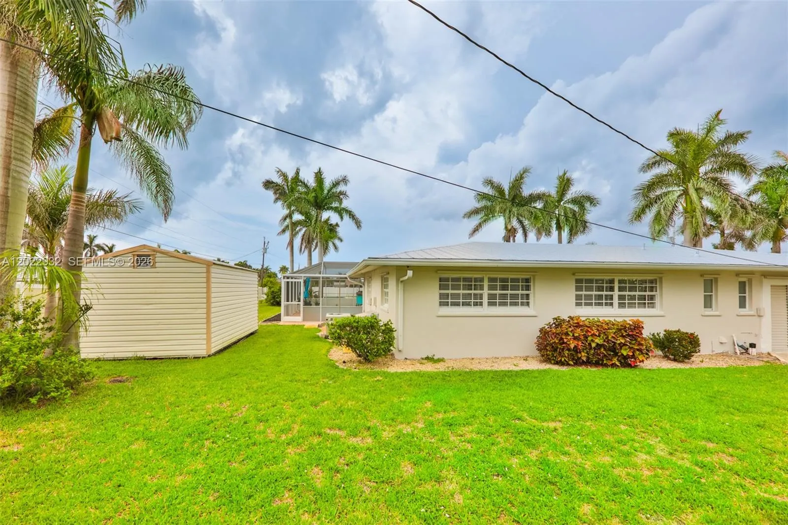 450 bayshore dr, Cape Coral FL 33904
