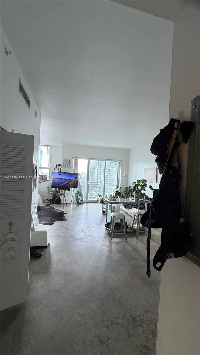 133 NE 2nd Ave # 1715, Miami FL 33132