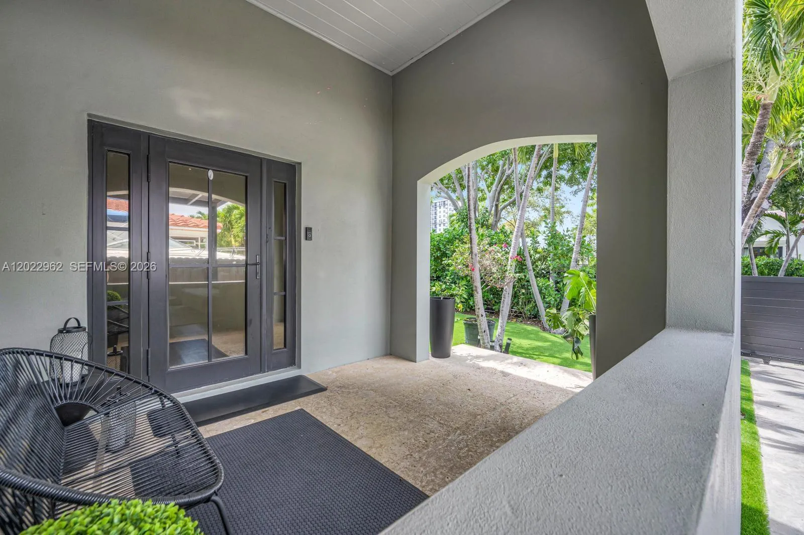1852 SW 10th St, Miami FL 33135