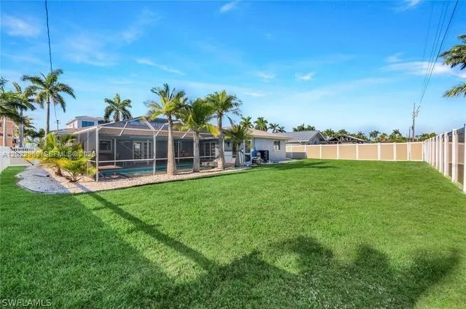 355 Bayshore Dr, Cape Coral FL 33904