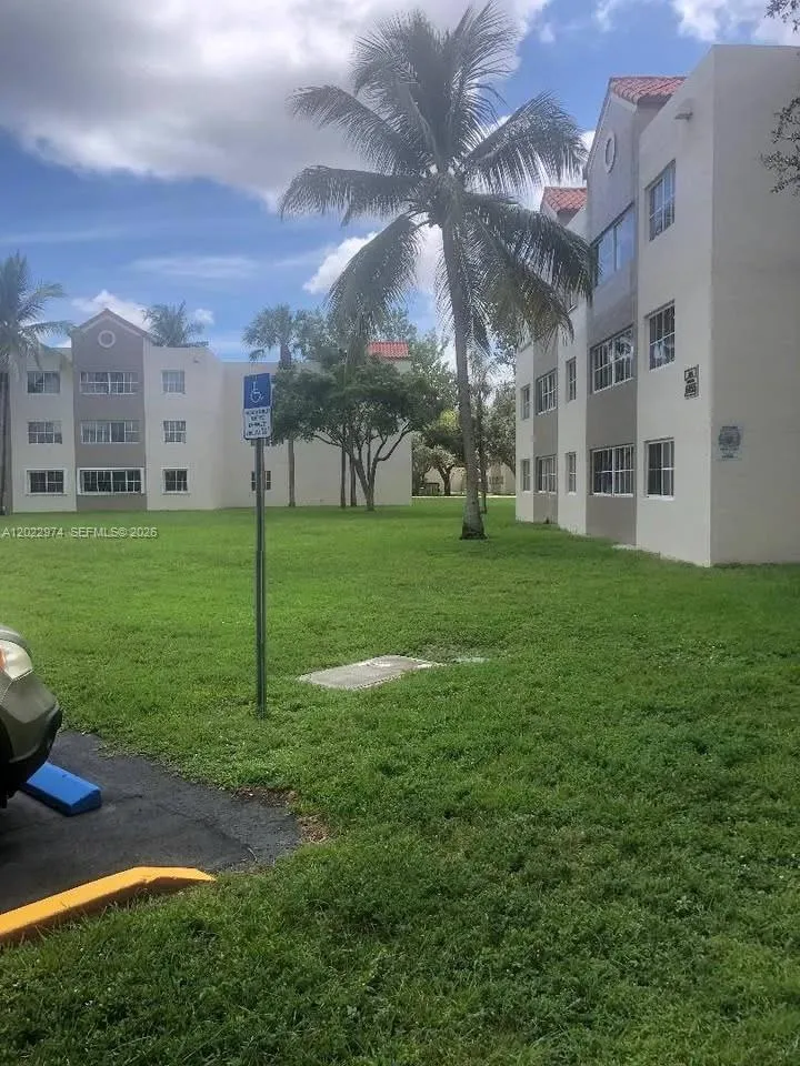 6155 NW 186th St # 209, Hialeah FL 33015