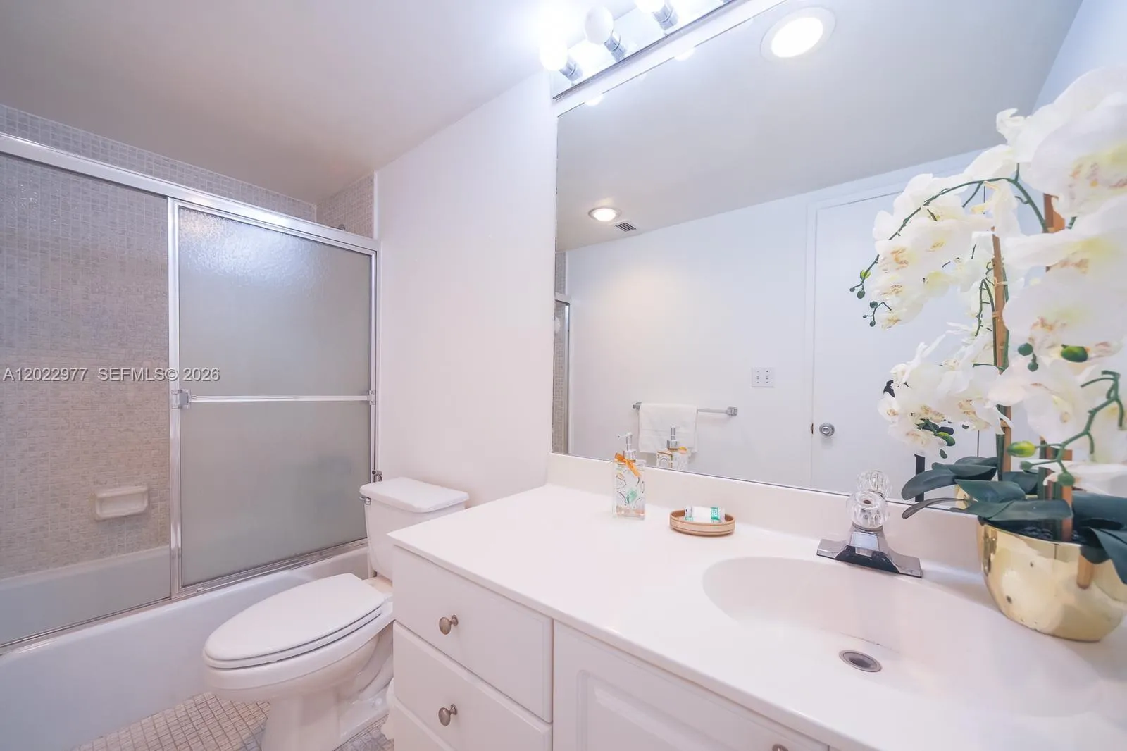 19370 Collins Ave # 622, Sunny Isles Beach FL 33160