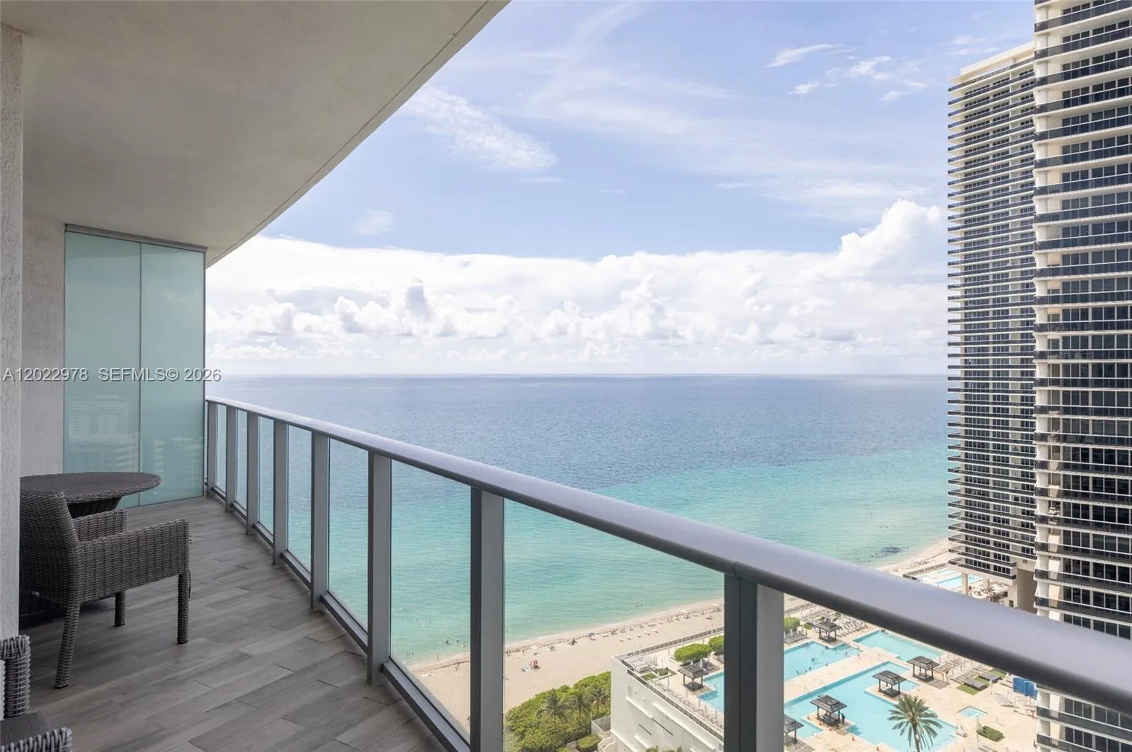 1 bedroom 1 bath for sale at 4111 S Ocean Dr # 2209, Hollywood FL 33019