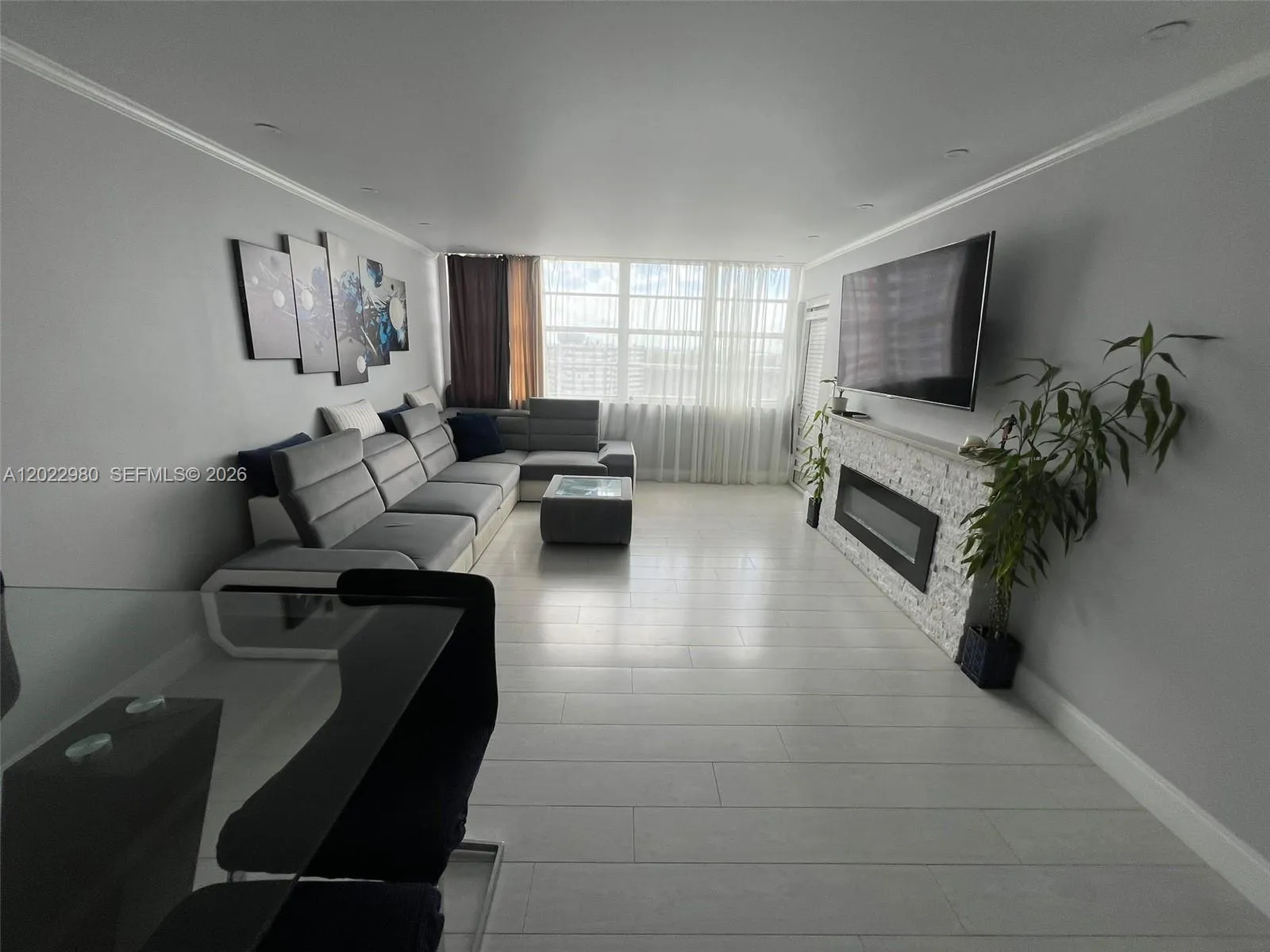 1301 NE Miami Gardens Dr # 1013W, Miami FL 33179