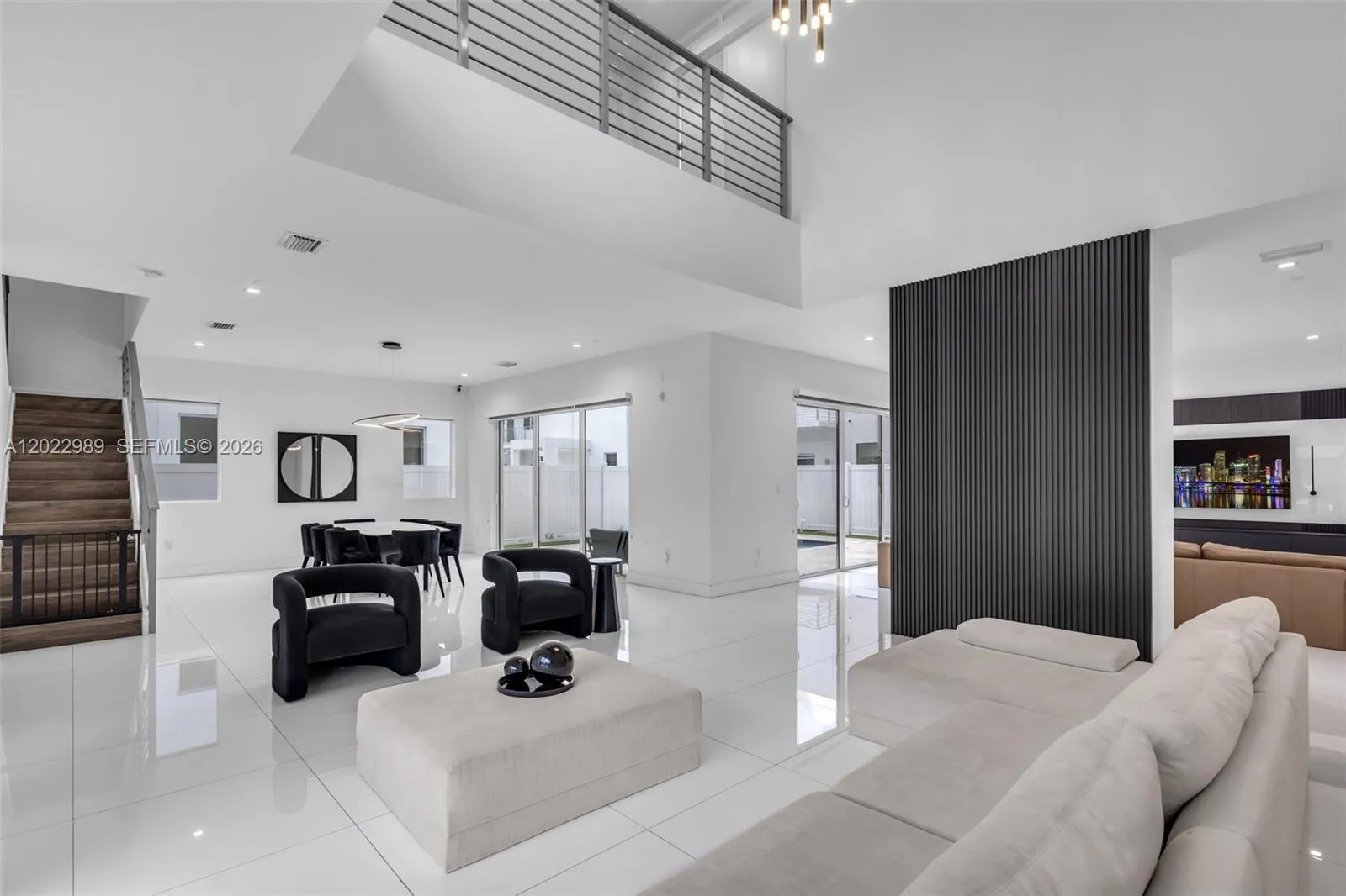 10082 NW 77th St, Doral FL 33178