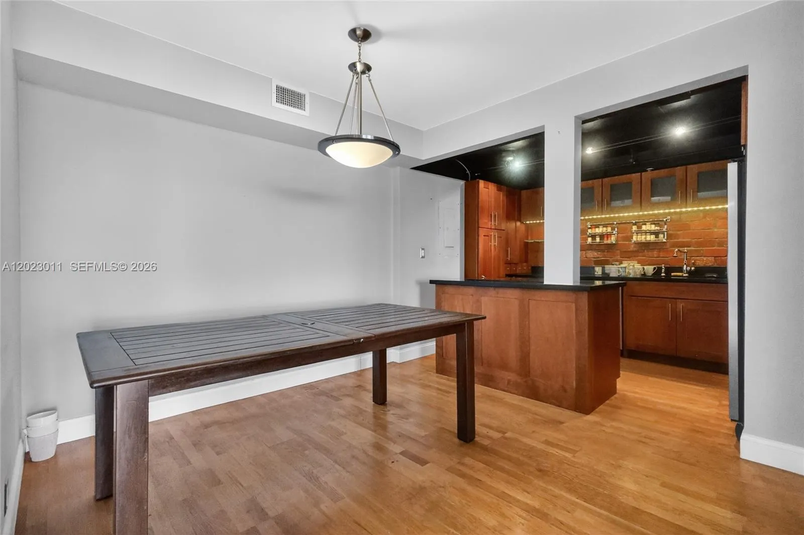 2000 Towerside Ter # 709, Miami FL 33138