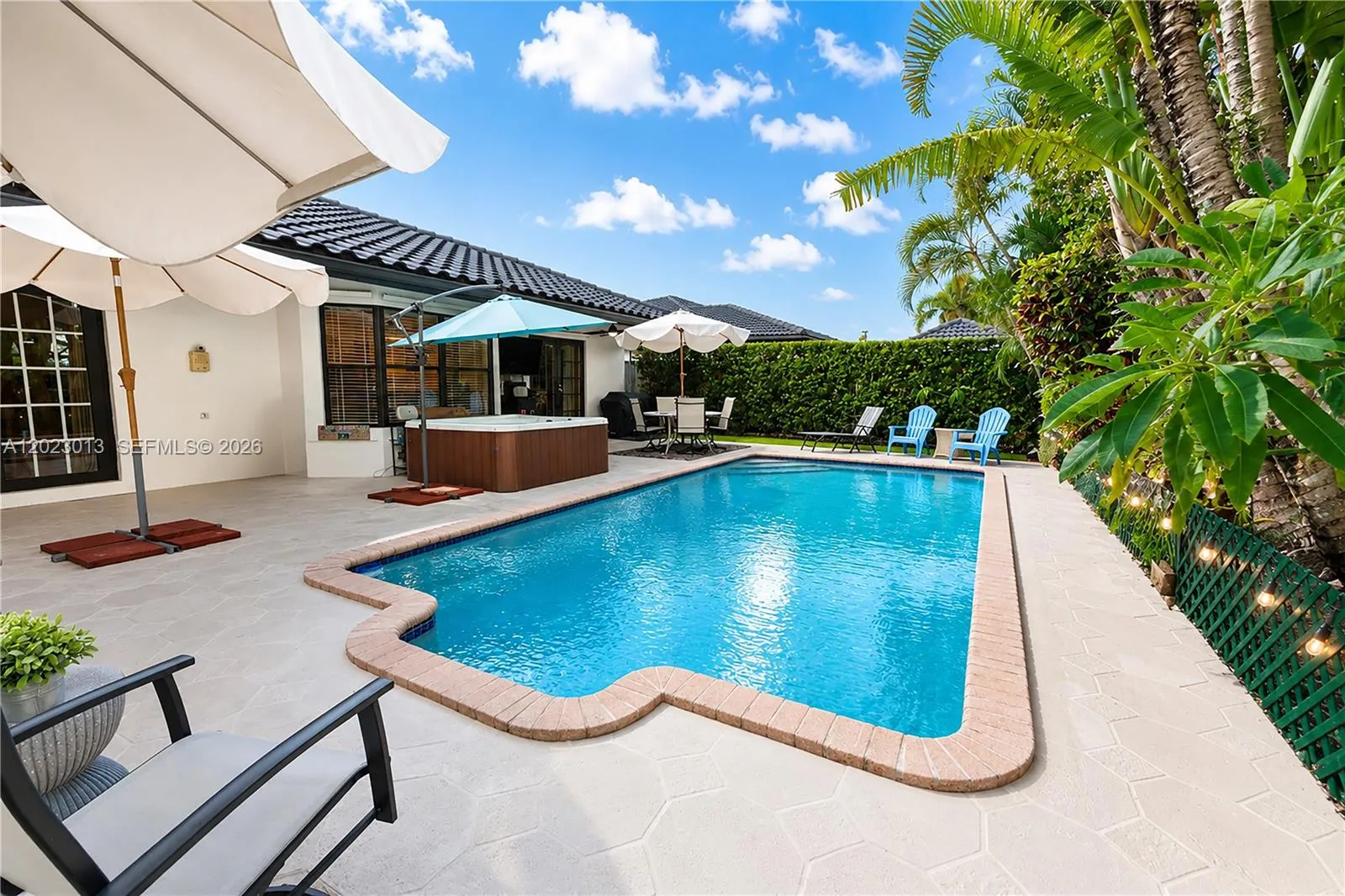 14170 SW 152nd Pl, Miami FL 33196