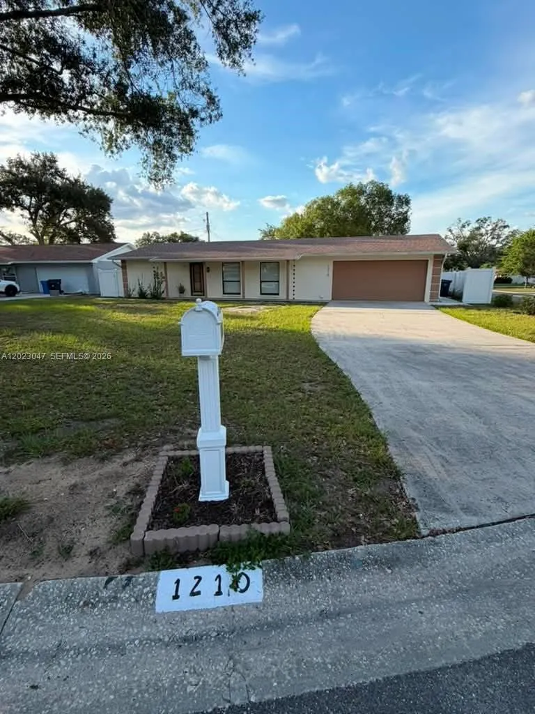 1210 BRANDA VISTA DR, Brandon FL 33510