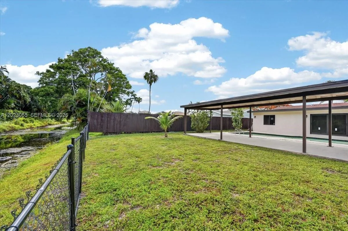 2460 NW 67 ct, Fort Lauderdale FL 33309
