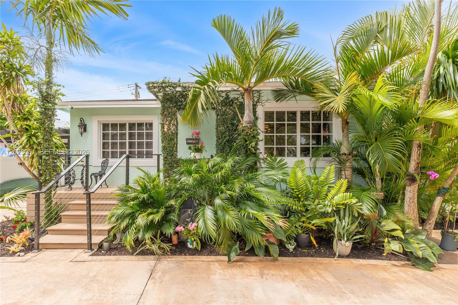 4 bedroom 3 bath for sale at 6520 SW 16th Ter, West Miami FL 33155