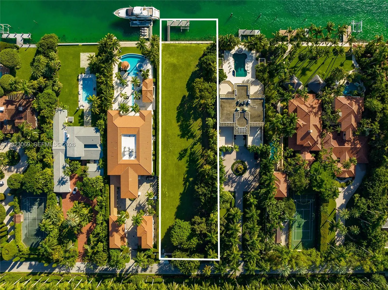 36 Star Island Dr, Miami Beach FL 33139