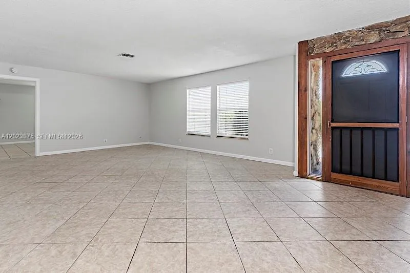 3910 NW 4th Ct # 3910, Boca Raton FL 33431