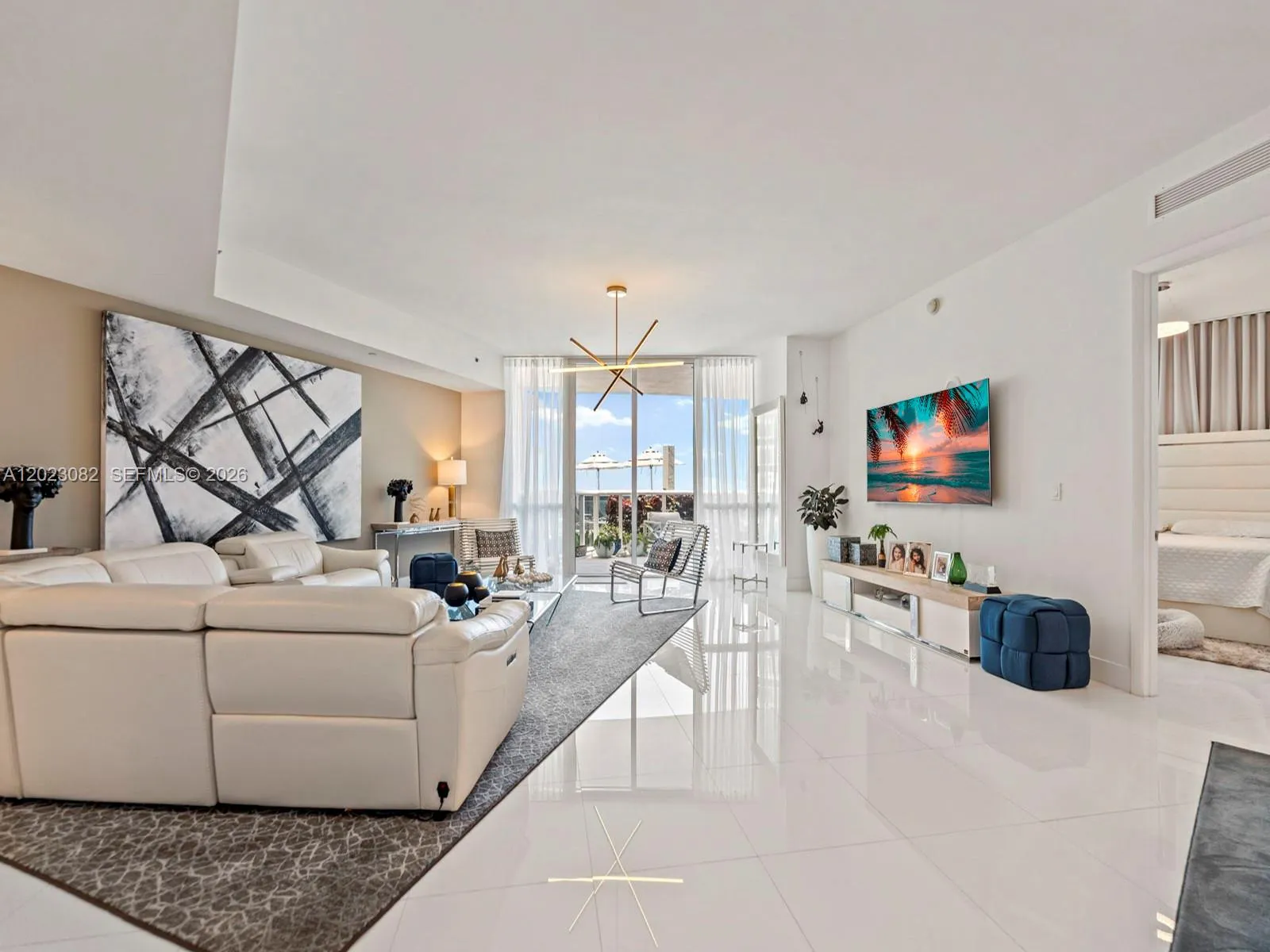 2 bedroom 2 bath for sale at 15901 Collins Ave # 403, Sunny Isles Beach FL 33160