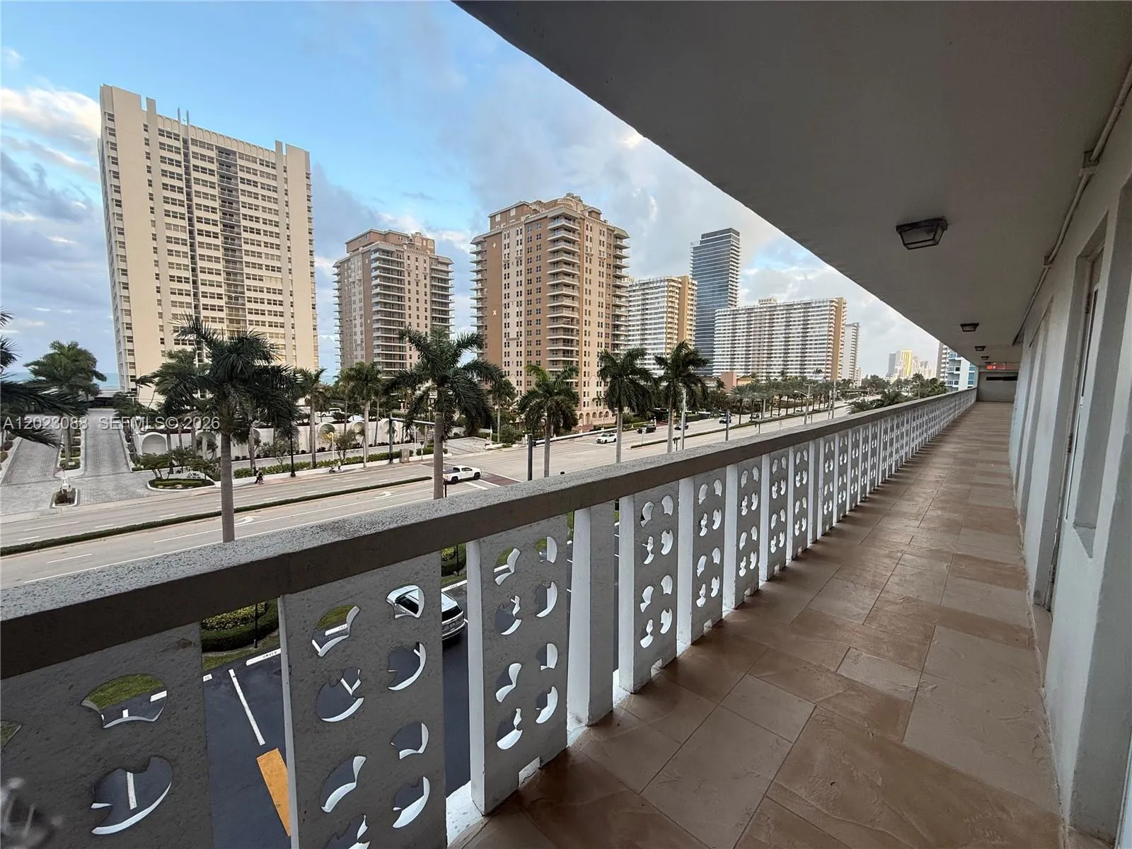 2 bedroom 2 bath for sale at 1893 S Ocean Dr # 506, Hallandale Beach FL 33009