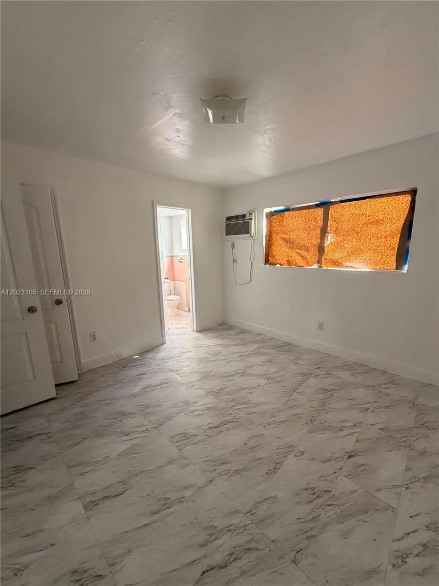 154 W 26th St # 2, Hialeah FL 33010