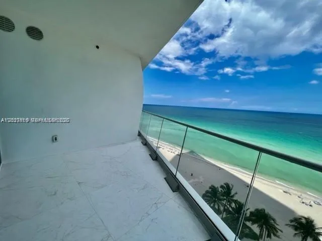 16901 Collins Ave # 1104, Sunny Isles Beach FL 33160