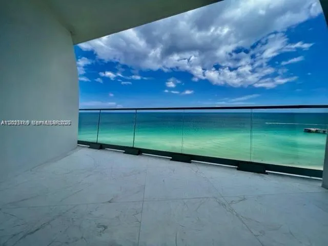 16901 Collins Ave # 1104, Sunny Isles Beach FL 33160