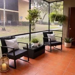 9800 Hammocks Blvd # 12, Miami FL 33196