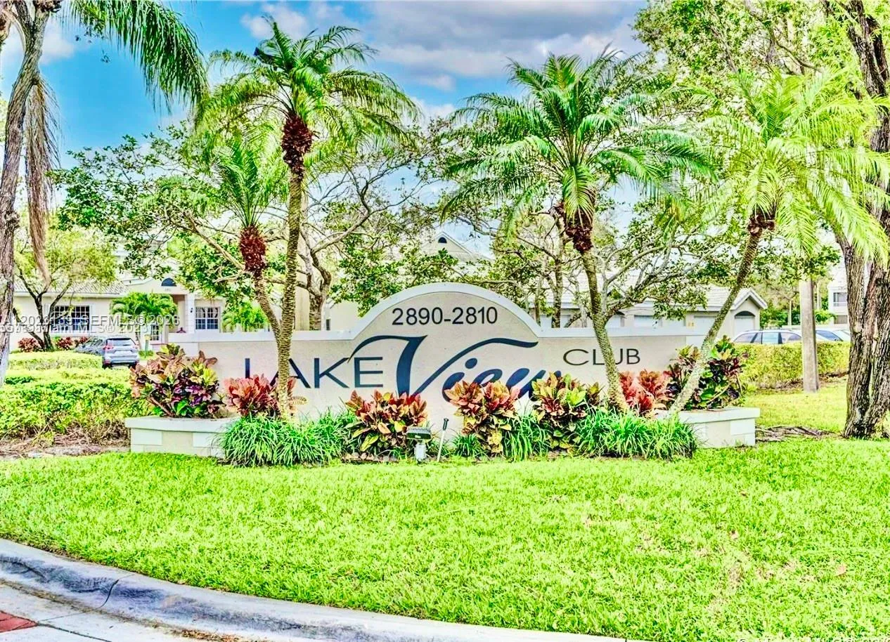 2880 N Oakland Forest Dr # 103, Oakland Park FL 33309